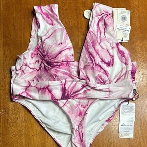 CALIA by Carrie Underwood Pink and White Bikini